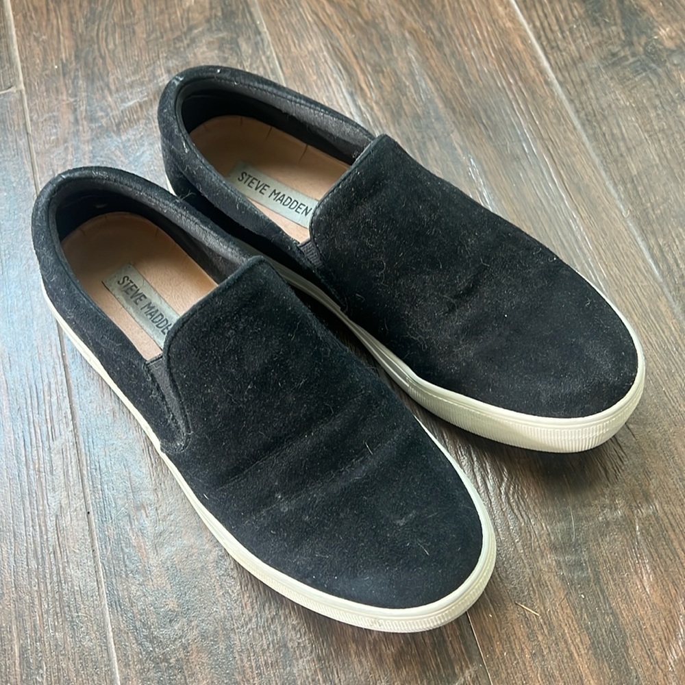 Steve Madden Slides